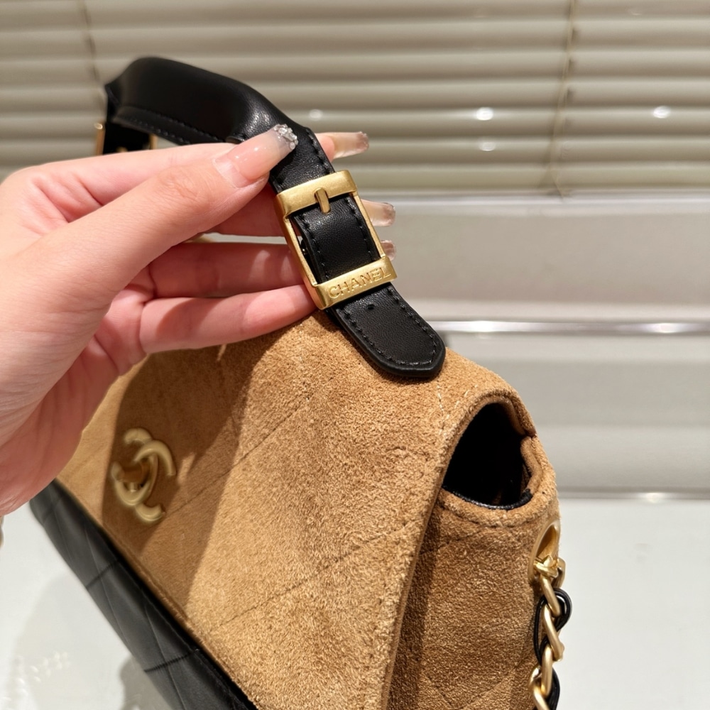Chanel Large Flap Bag With Top Handle Shiny And Gold Tone Metal Brown Black 29Cm AS5637 B20827 U1536 - Image 6