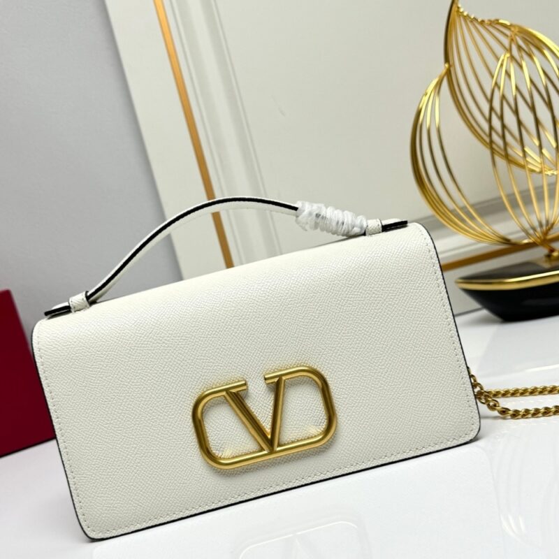 Alternative view of Valentino Garavani Vlogo Signature Grainy Wallet With White Black 22Cm