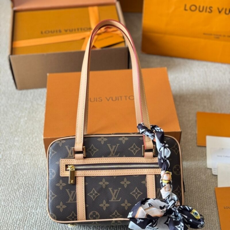Alternative view of Louis Vuitton Cite Bag Monogram Brown 25Cm M46321