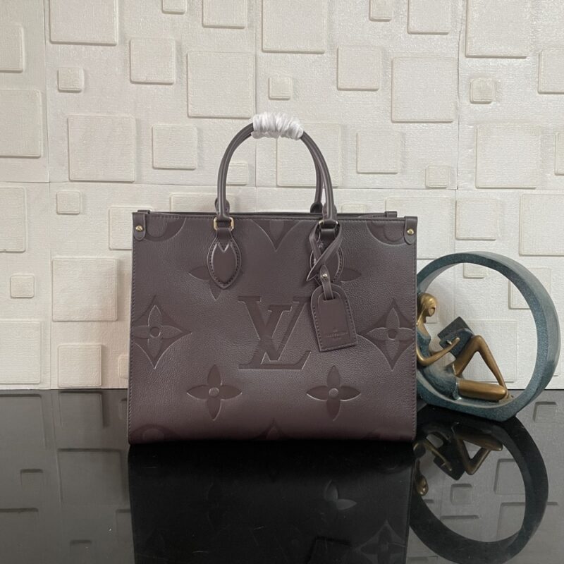 Alternative view of [Super Vip 1:1] Louis Vuitton Onthego MM Monogram Wine Red 35Cm M12967