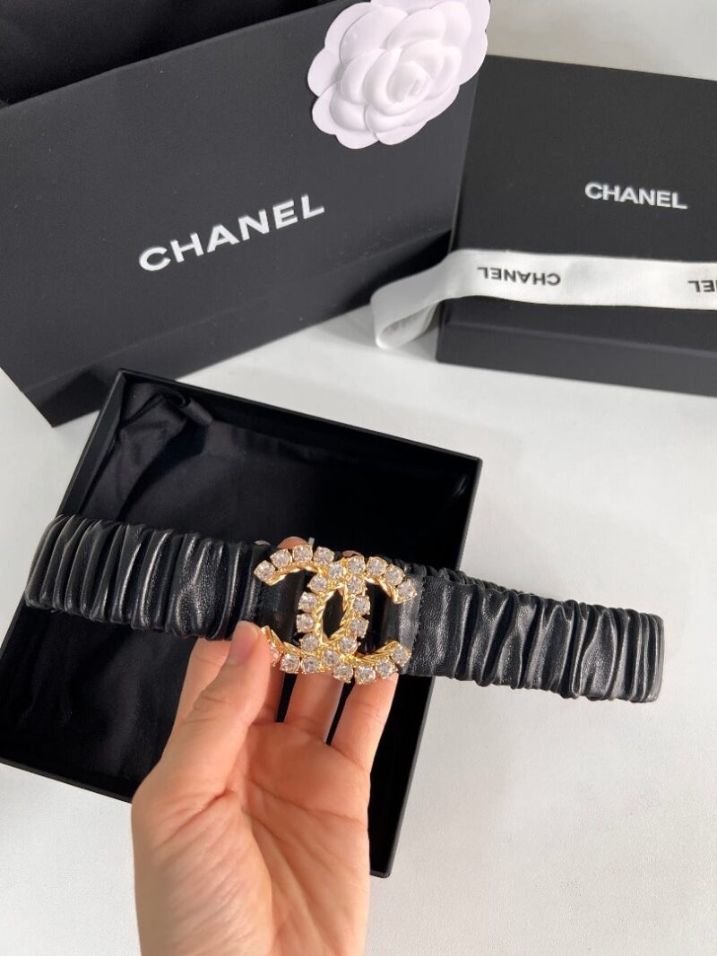 Alternative view of Chanel Women'S Cc Gold Belt With Pearls 30Mm