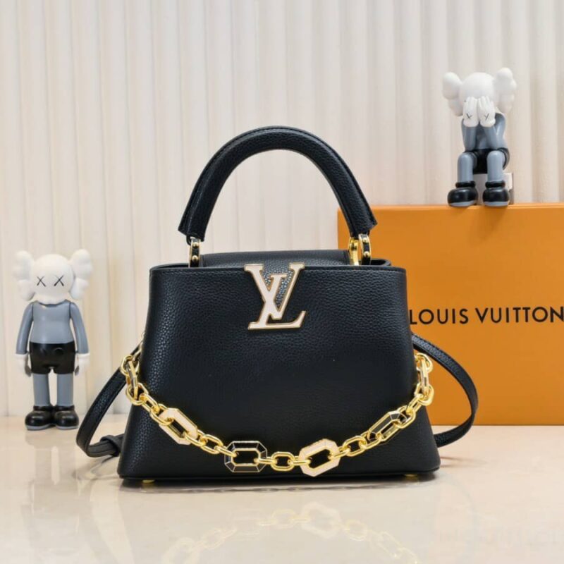 Alternative view of Louis Vuitton Capucines BB Black 27Cm
