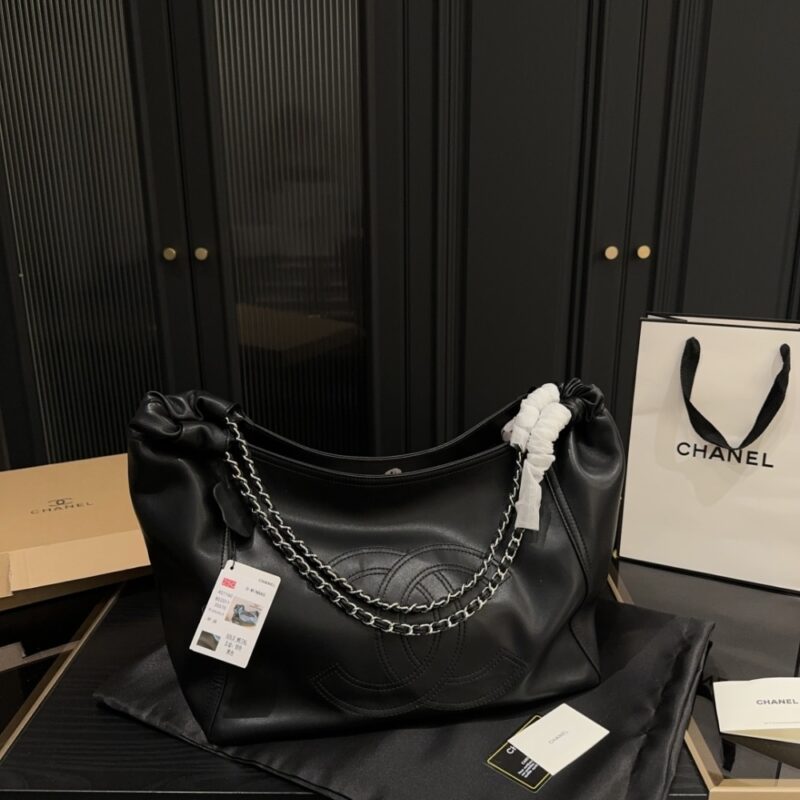 Alternative view of Chanel Timeless Chain Tote Black