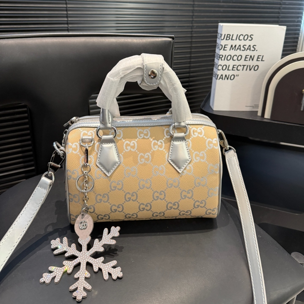 Gucci Gg Emblem Small Boston Bag Silver Gg Fabric 22Cm 848889 Fafel 8741 - Image 2