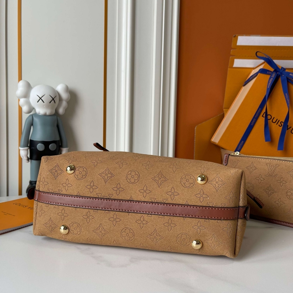 Louis Vuitton Carryall PM Mahina 29Cm M11843 - Image 6