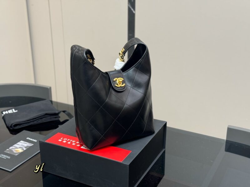 Alternative view of Chanel Large Hobo Bag Shiny Gold Tone Metal Black 21Cm As5410 B19776 94305