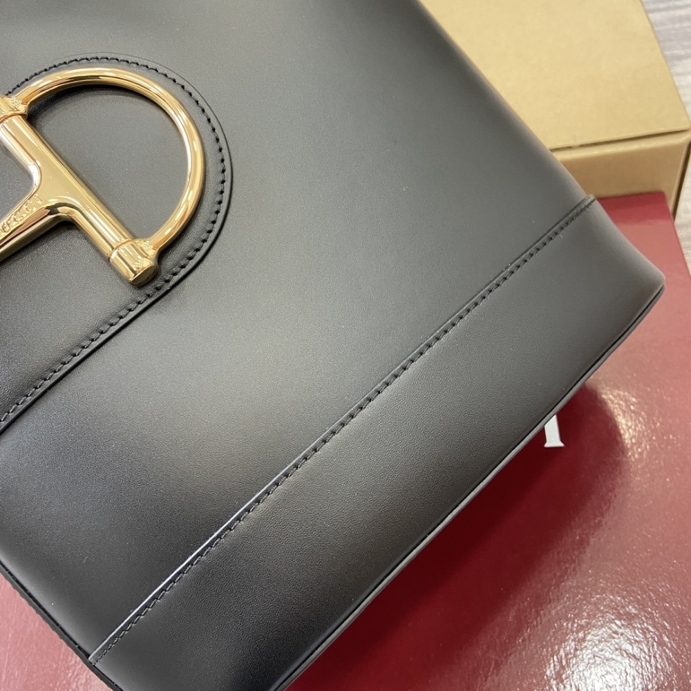 Gucci 73 Small Bucket Bag Black Smooth Leather 20Cm 833660 Aaec2 1000 - Image 5