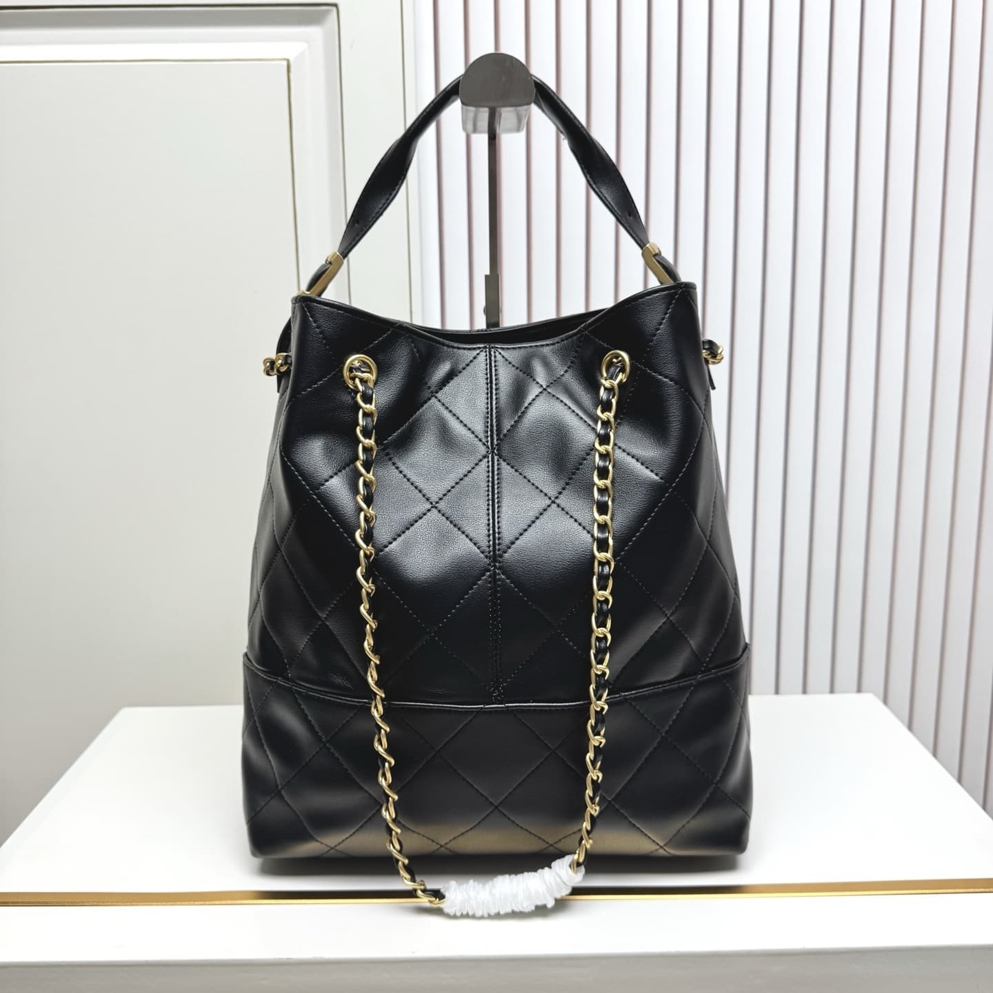 Chanel Shopping Bag Gold Tone Metal Black 33Cm AS5635 B20829 94305 - Image 4