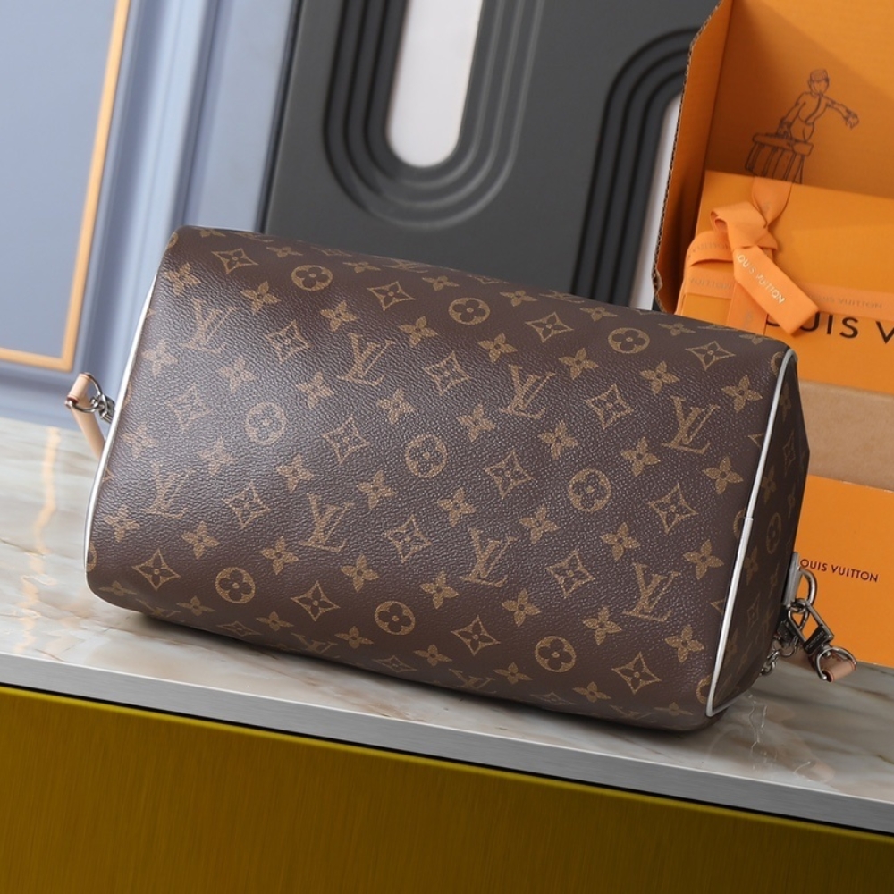 Louis Vuitton 57th Street NYC Speedy Bandoulière 30 Monogram Silver 30cm M27324 - Image 5