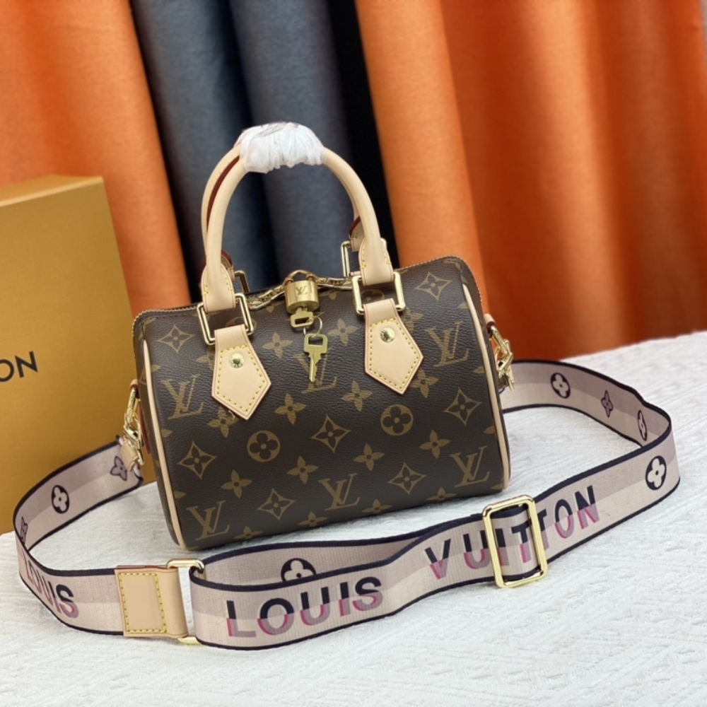 Louis Vuitton Speedy Bandoulière 20 Bag Black 20Cm M46234 - Image 2