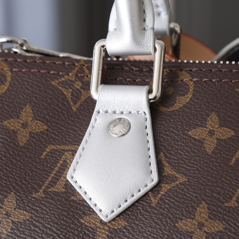 Louis Vuitton 57th Street NYC Speedy Bandoulière 30 Monogram Silver 30cm M27324 - Image 7