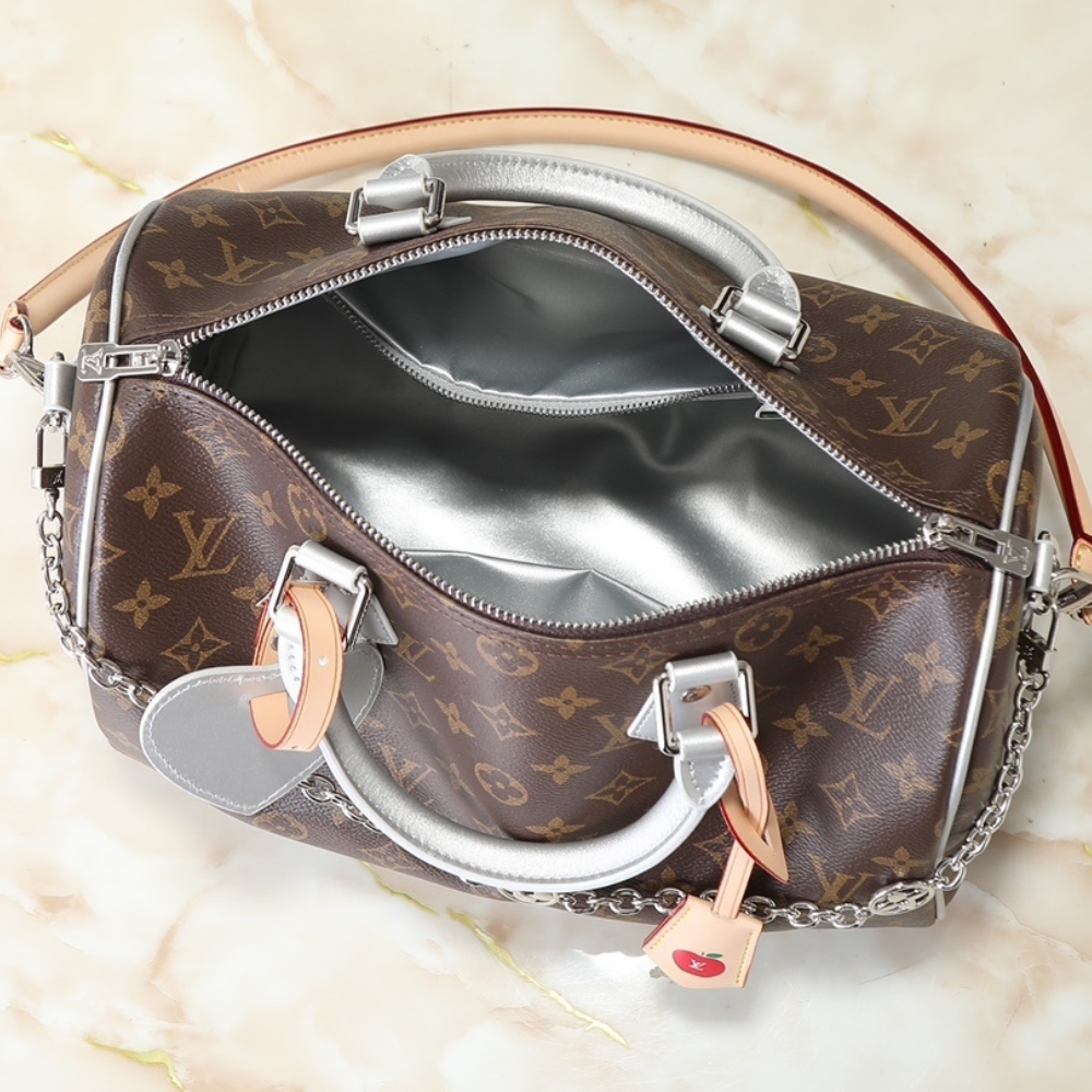 Louis Vuitton 57th Street NYC Speedy Bandoulière 30 Monogram Silver 30cm M27324 - Image 10