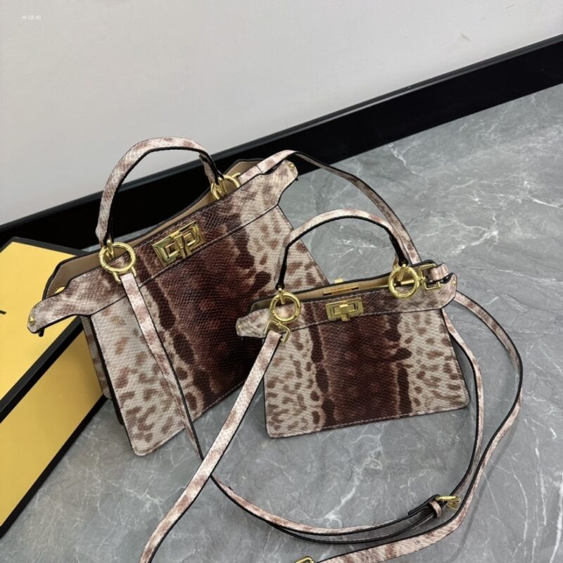 Alternative view of Fendi Peekaboo Iseeu Petite Natural Karung Leather Bag Beige 28Cm 8Bn335Arbof1Nxg