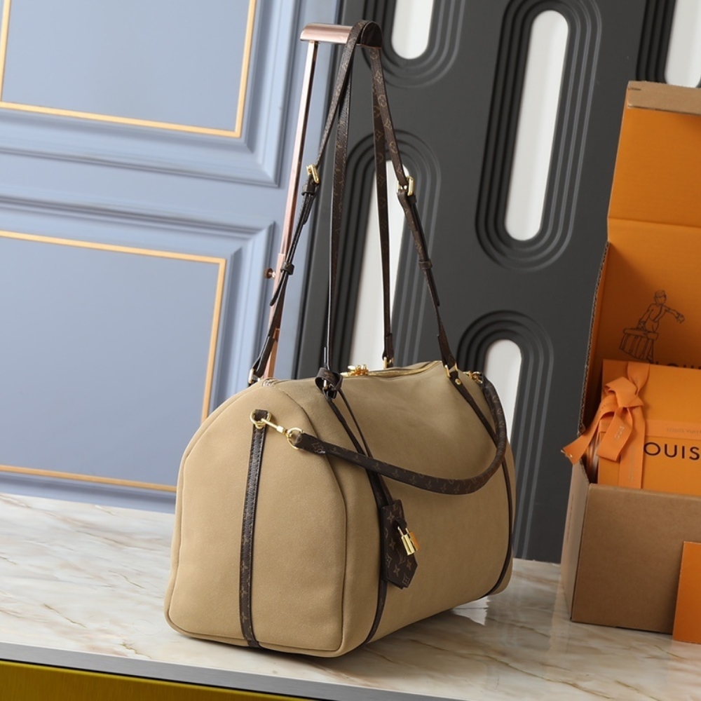 Louis Vuitton GM Express Travel Hazelnut 45Cm M26451 - Image 4