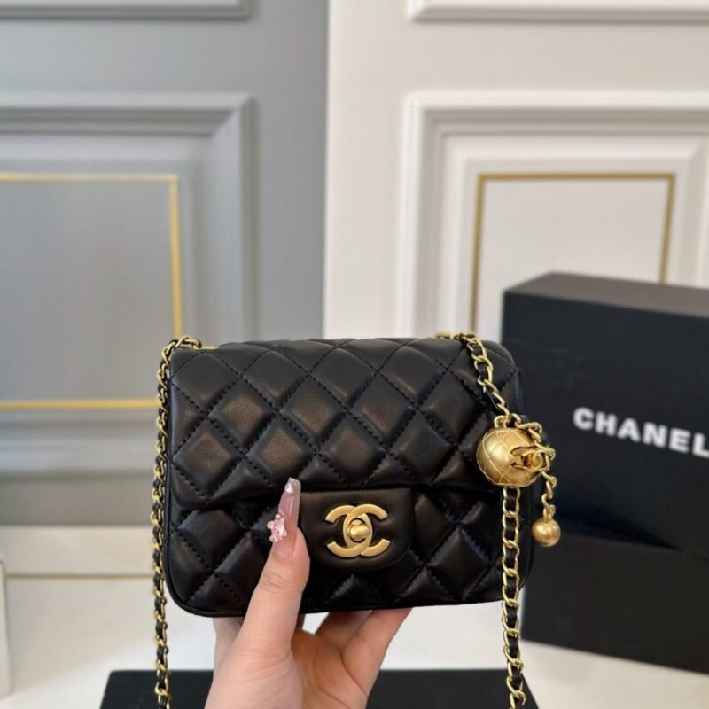 Alternative view of Chanel Classic Mini Crossbody Bag Black 16Cm A35200 Y04059 94305