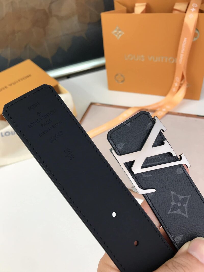 Alternative view of Louis Vuitton Lv Initiales Reversible Belt Monogram Eclipse Silver Metal 4Cm