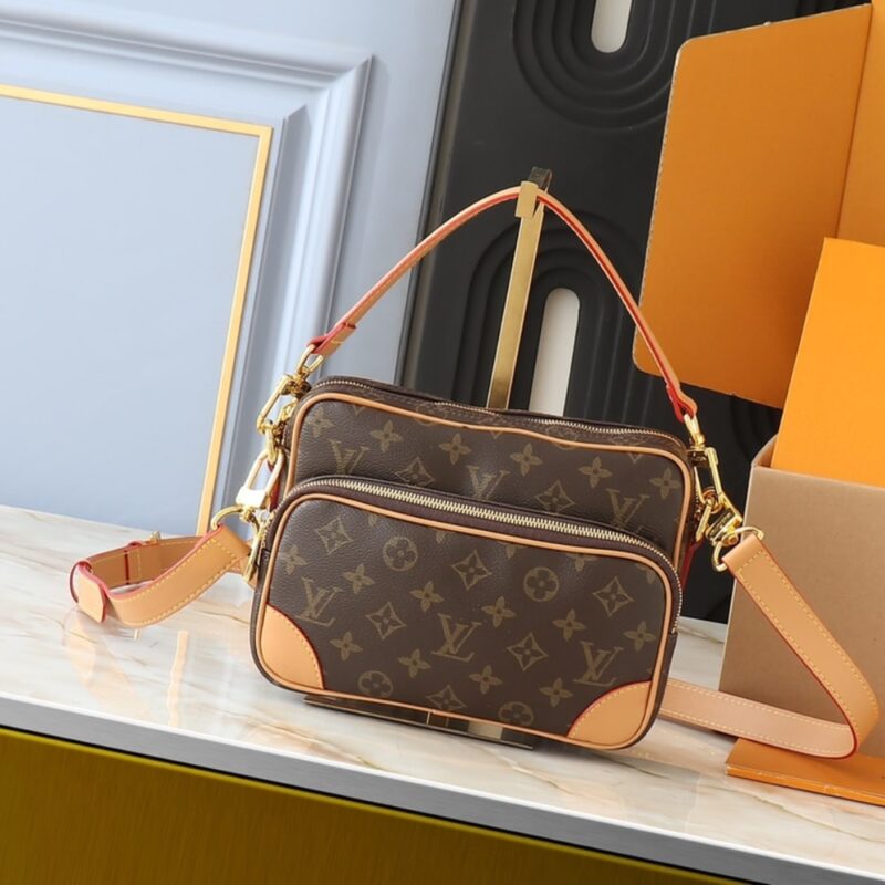 Alternative view of Louis Vuitton Nil Monogram Archive 25Cm M14016