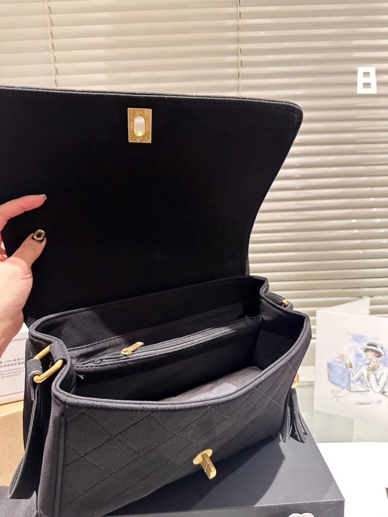 Alternative view of Chanel Flap Bag Pearl Crush In Suede Leather Black 30Cm