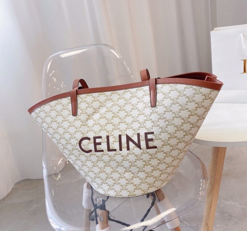 Alternative view of Celine Women Medium Couffin Bag In Triomphe Canvas Celine Print White 57Cm 196262Cyx 01Bc
