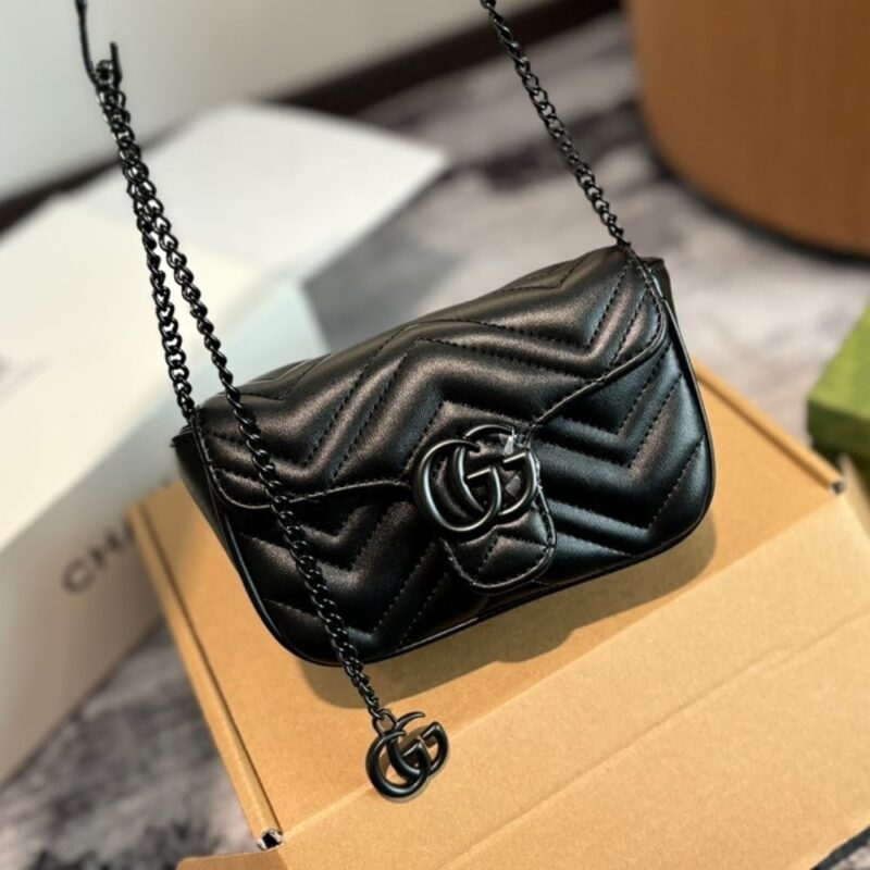 Alternative view of Gucci Gg Marmont Belt Bag Black 16Cm 699757 Um8Kv 1000