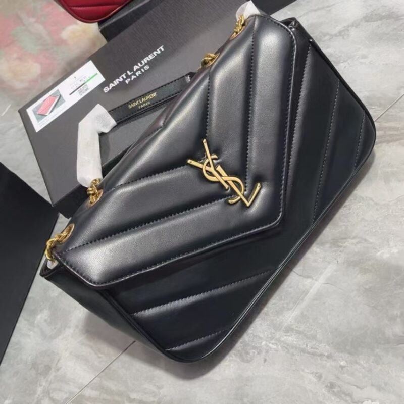 Alternative view of Saint Laurent Loulou Medium In Matelassé Black 29Cm 801439Aaeax1000