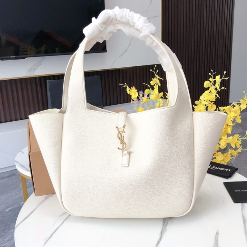 Alternative view of Saint Laurent Le 5 À 7 Bea In Grained Leather White 50Cm 763435Aaddg
