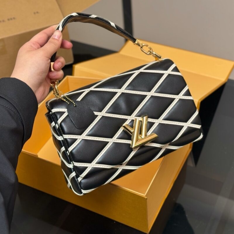 Alternative view of Louis Vuitton Go 14 PM Black And White 23Cm M14849