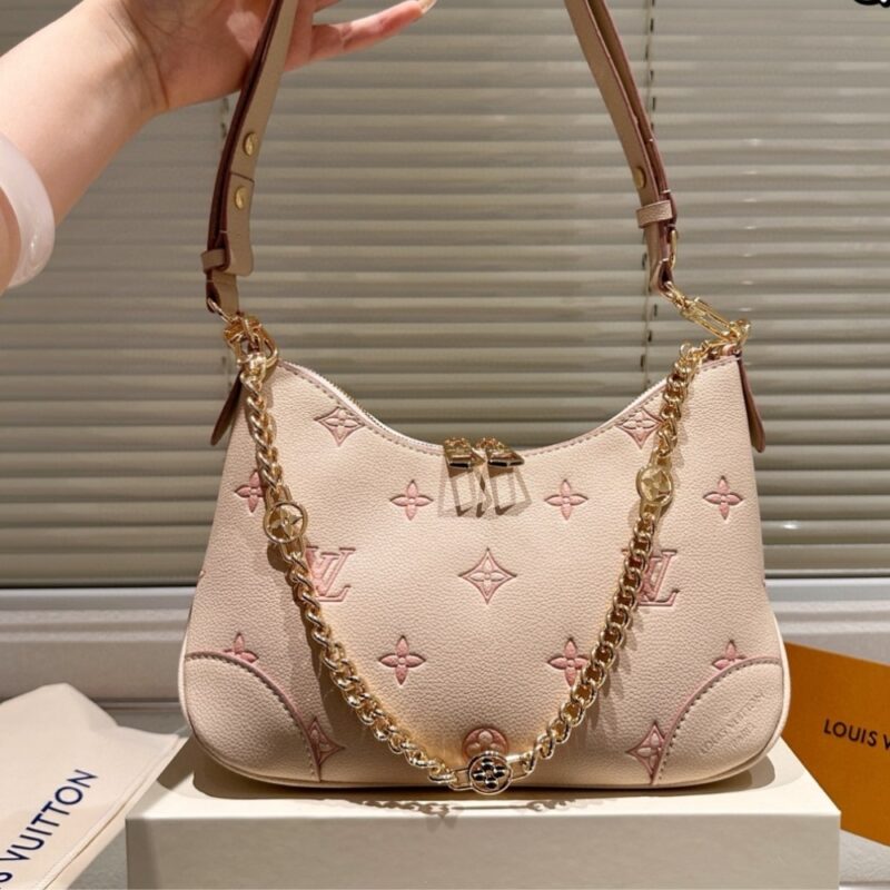Alternative view of Louis Vuitton Boulogne Eden 25Cm M14634