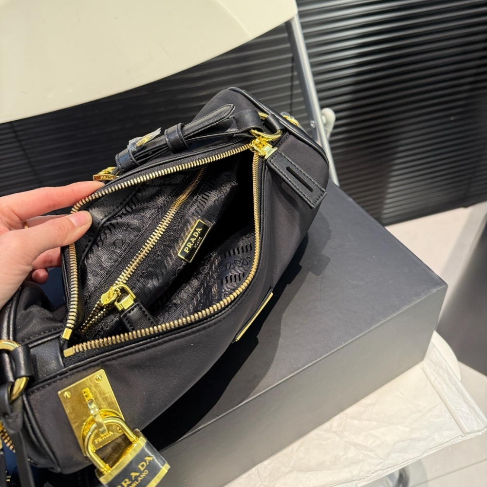 Prada Re Nylon Pouch Black 28Cm 1Ne058 2C05 F0002 - Image 5