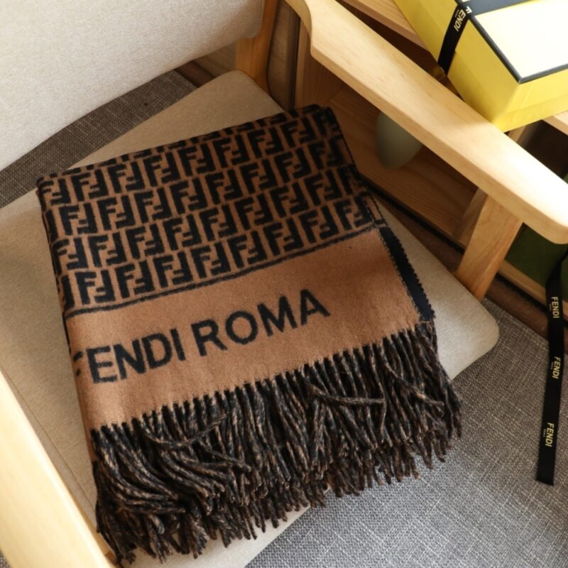 Alternative view of Fendi Poncho Brown Wool And Cashmere Poncho Fxx723Aqcwf0Qe1