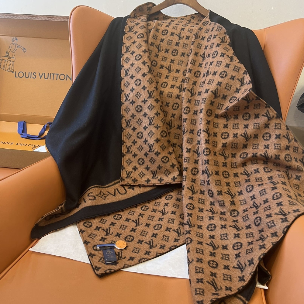 Louis Vuitton Monogram Infinity Cape Brown M92824 - Image 6