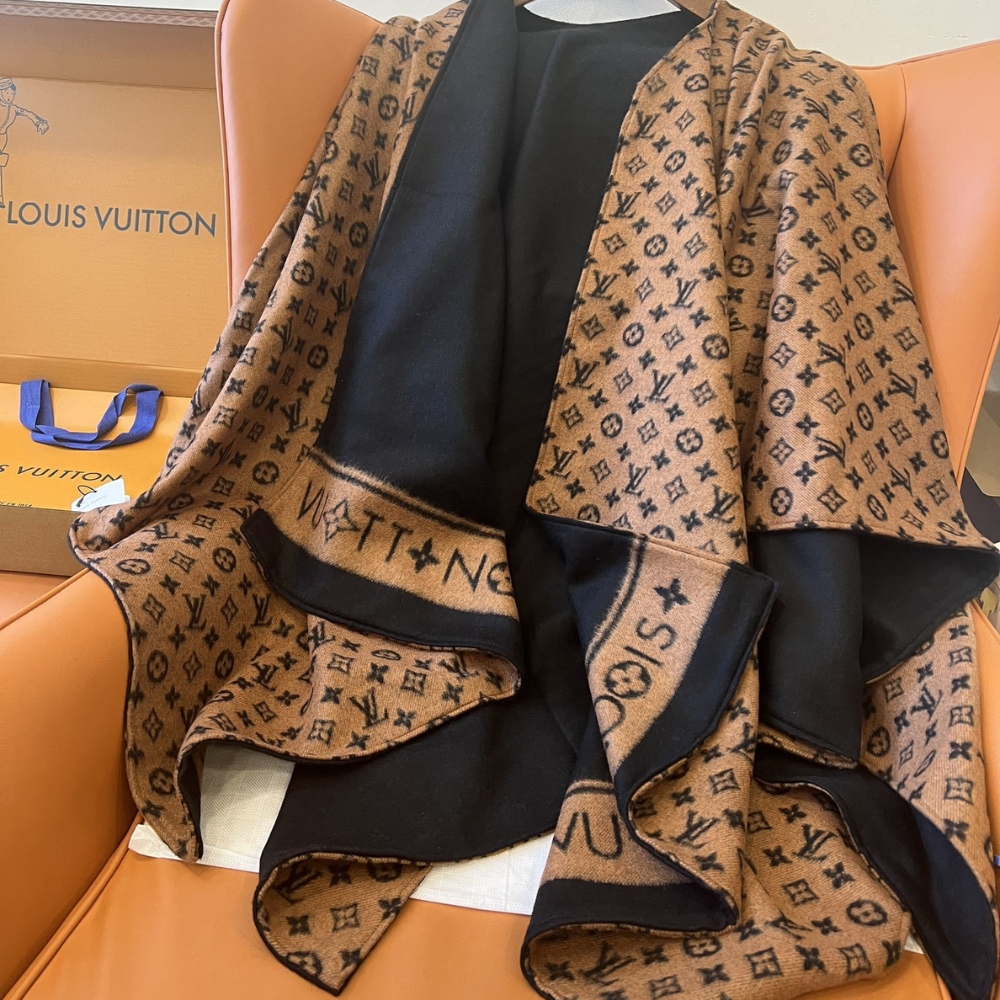 Louis Vuitton Monogram Infinity Cape Brown M92824 - Image 4