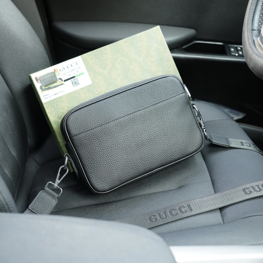 Gucci Gg Emblem Small Crossbody Bag Black 27Cm 850242 Aafom 1053 - Image 6