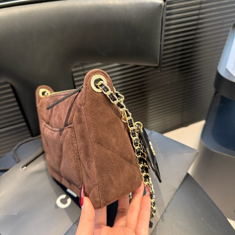 Chanel Clutch With Strap Velvet Effect Nylon Glossy Wrinkled And Gold Metallic Brown 20Cm - Image 7