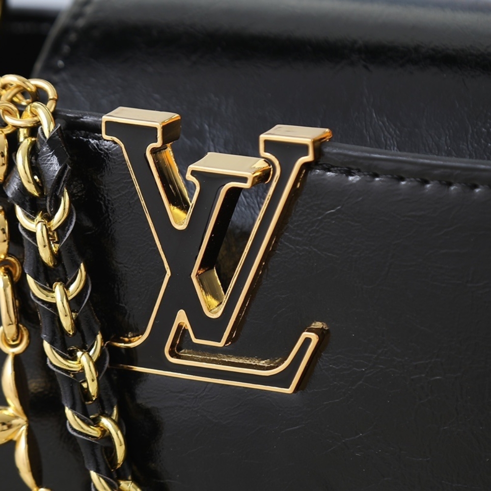 Louis Vuitton Capucines East West BB Black 26Cm M25492 - Image 6