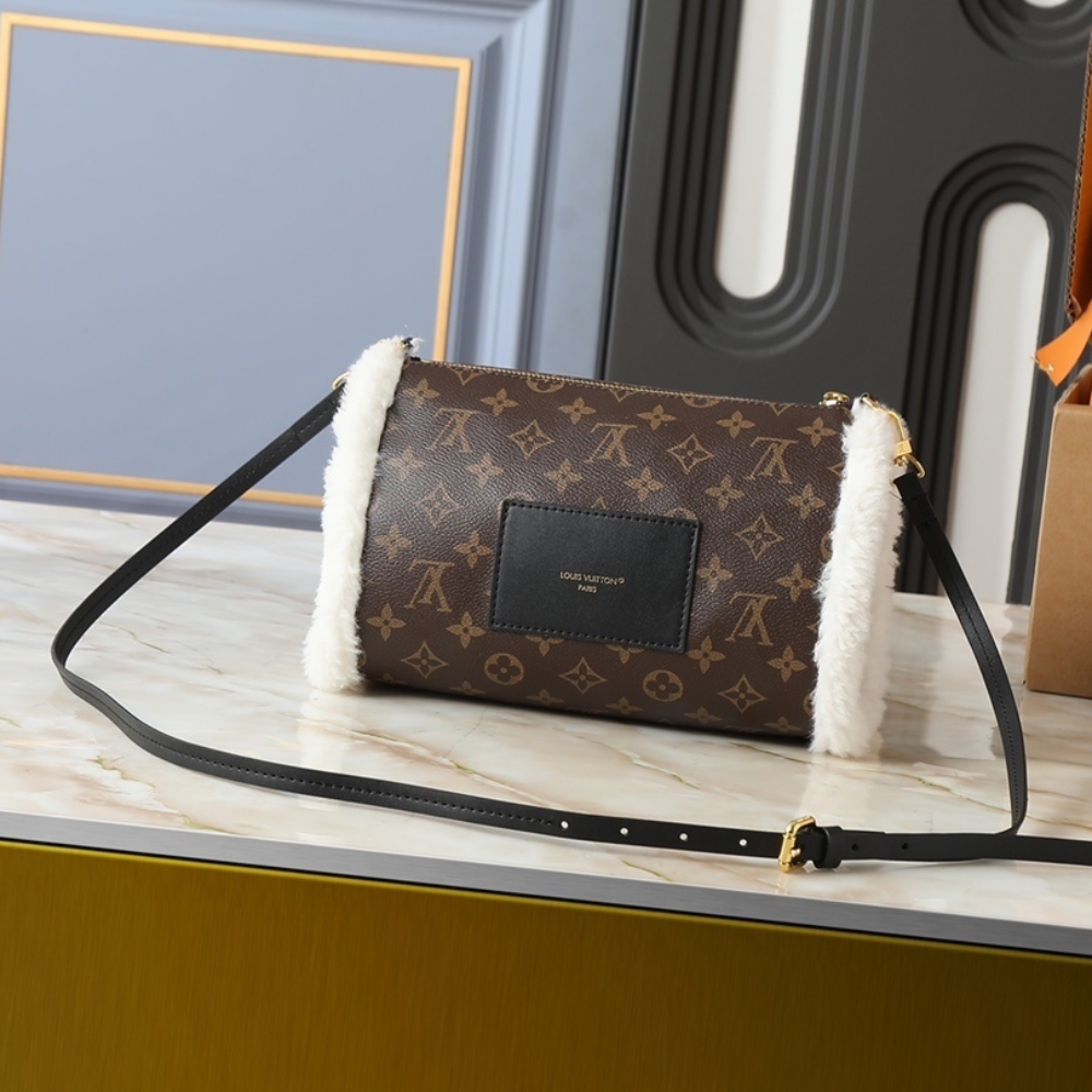 Louis Vuitton Teddy Mitt Monogram Brown 27Cm M26853 - Image 4