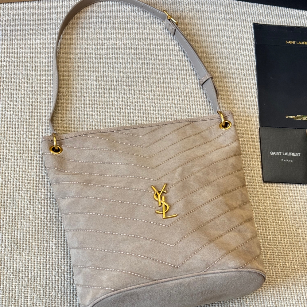 Saint Laurent Niki Supple Bucket In Suede Gray 38Cm - Image 2