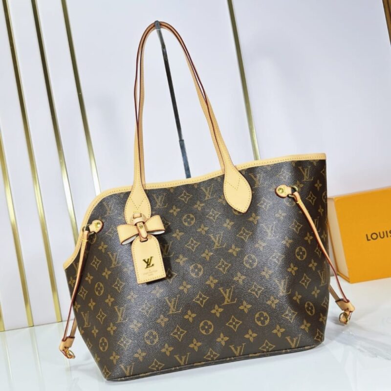 Alternative view of Louis Vuitton Neverwoof Monogram Canvas Brown 31Cm M27847