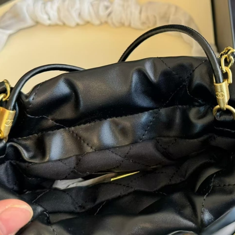 Chanel 22 Mini Handbag Black 23Cm AS3980 B19059 94305 - Image 6