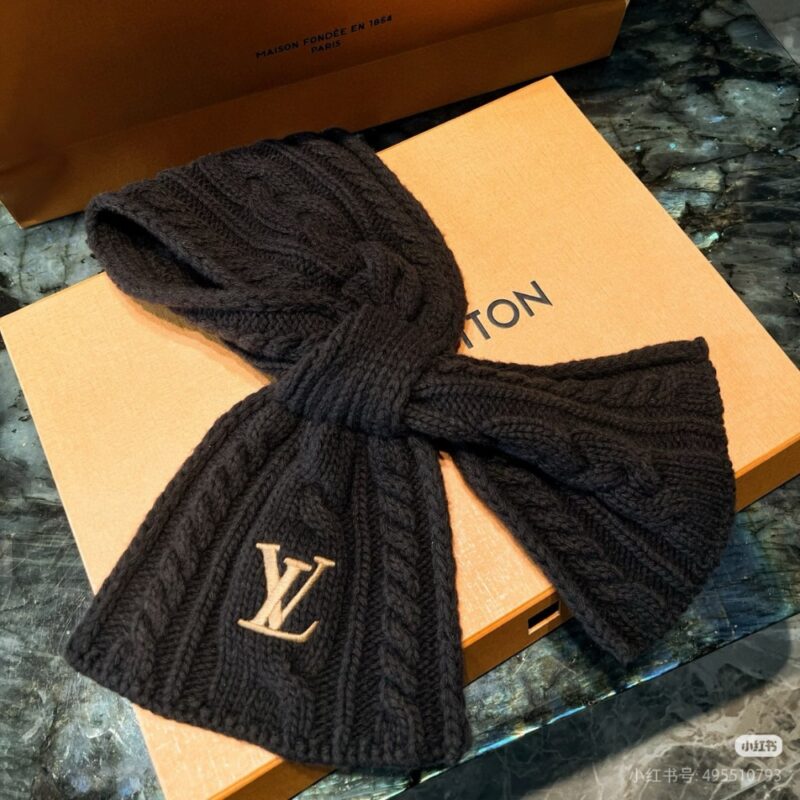 Alternative view of Louis Vuitton Only LV Mini Cable Scarf Brown 150Cm M96756