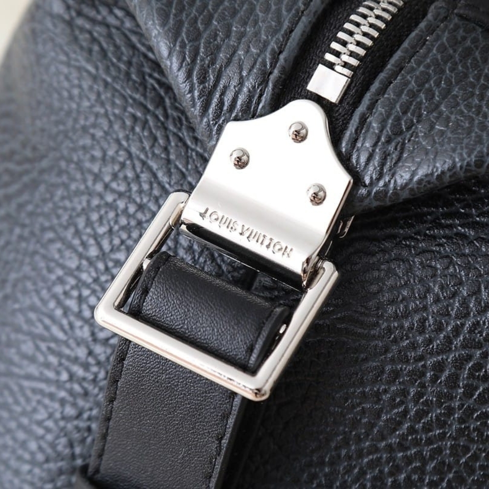 Louis Vuitton LV Biker MM Black 37Cm M14700 - Image 7