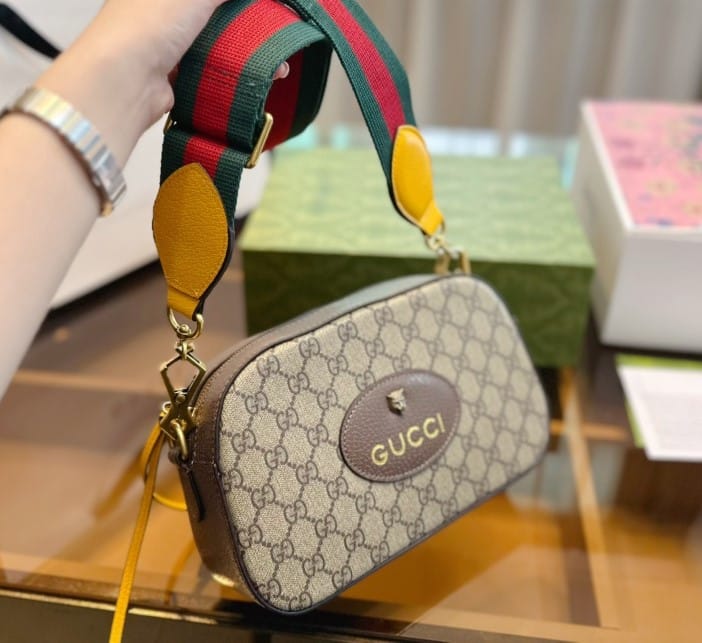 Alternative view of Gucci Neo Vintage Gg Supreme Messenger Bag 24Cm ‎476466 K9Gvt 8856