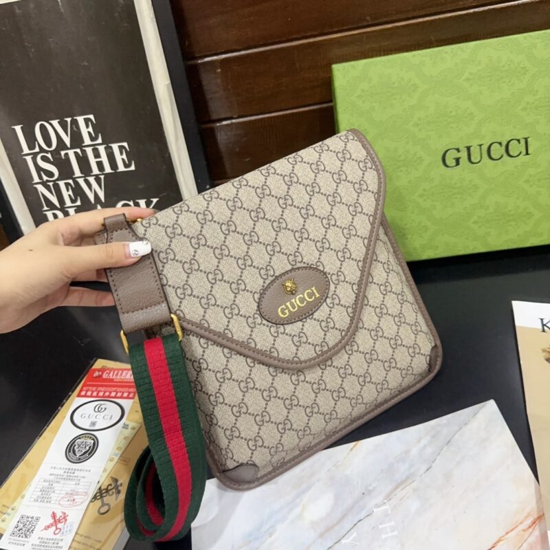 Alternative view of Gucci Neo Vintage Gg Medium Messenger Bag Beige 27Cm