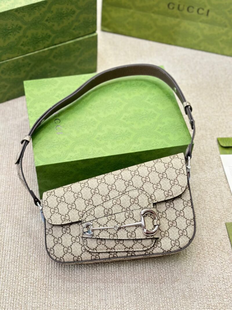 Alternative view of Gucci Horsebit 1955 Small Shoulder Bag Beige 25Cm 764155 Kgd0N 9742