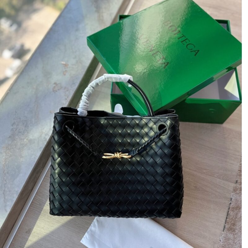 Alternative view of Bottega Veneta Small Andiamo Gold Finish Black 25Cm 766014Vcpp11139
