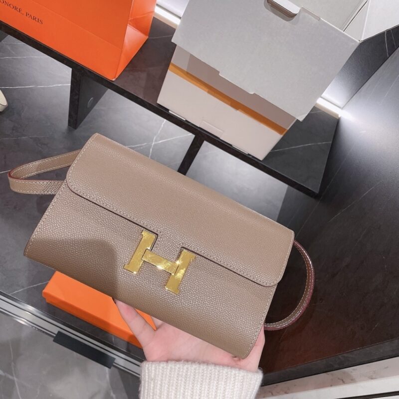 Alternative view of Hermès Constance To Go Epsom Etoupe 21Cm