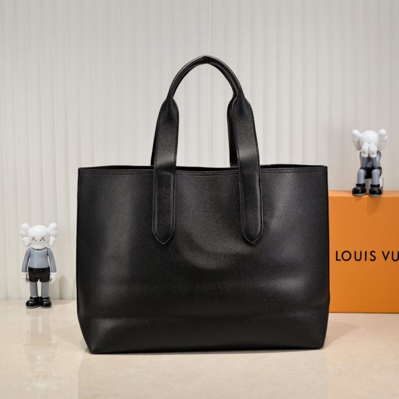 Alternative view of Louis Vuitton Cabas Voyage Nm Taurillon Black 45Cm