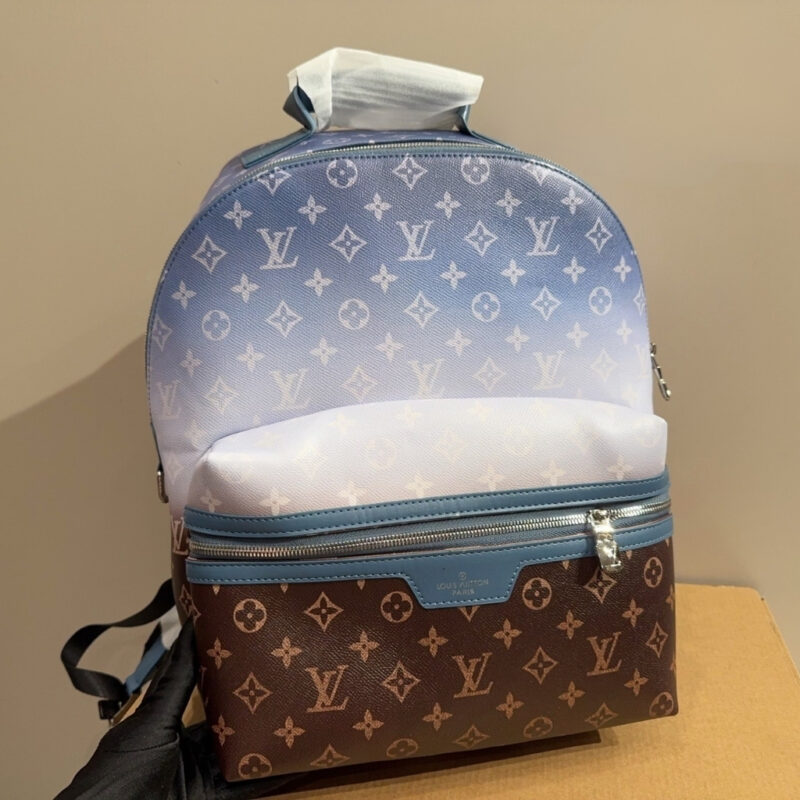 Alternative view of Louis Vuitton Discovery Backpack PM Monogram Pigment Blue 38cm M28025