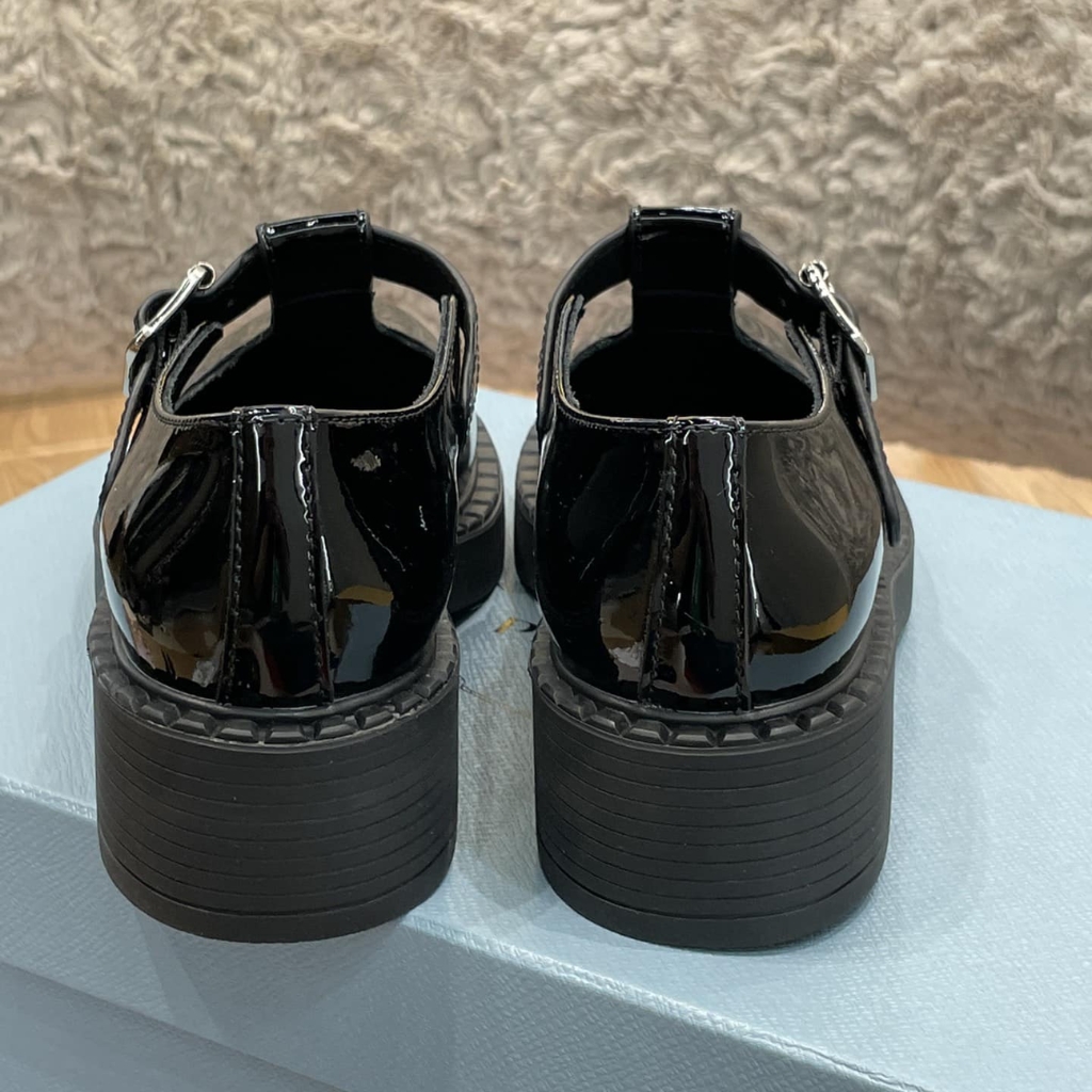 Prada Patent Leather Mary Jane T Strap Black 1E834M 055 F0002 F B050 - Image 4