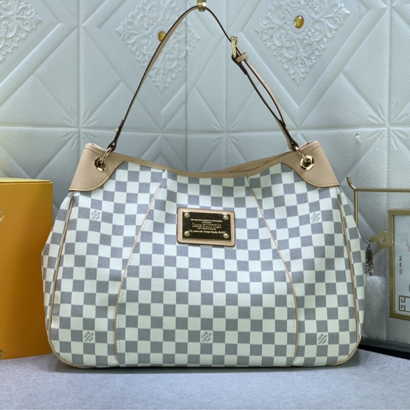 Alternative view of Louis Vuitton Galliera Damier White 42Cm